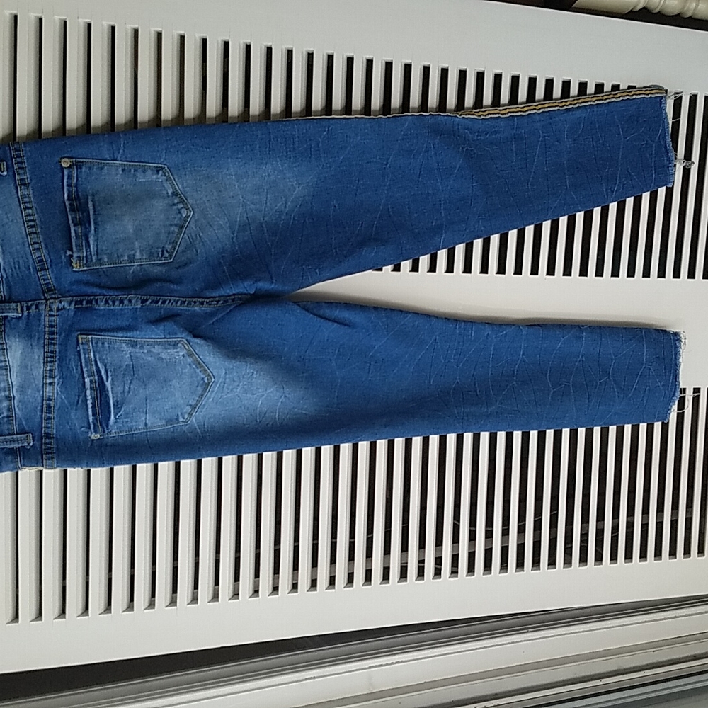 Jeans - Picture 7 of 7